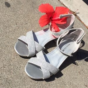 Heels no longer selling
